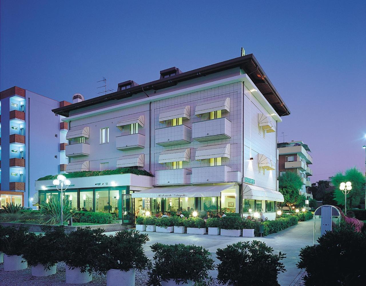 Hotel Angela Fano Exterior foto